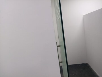   Office Space at Sector 63 – for Rent
