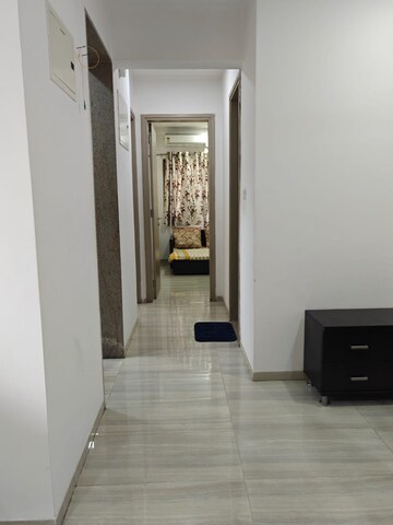 Building Lobby in 2.5 BHK Apartment at Sheth Vasant Oasis, Andheri East – for Rent