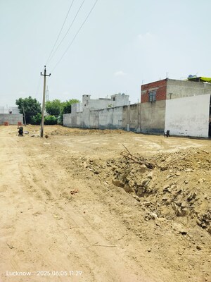  Plot – Exterior View View at Jankipuram Extension - for Sale