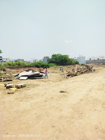  Plot – Exterior View View at Jankipuram Extension - for Sale