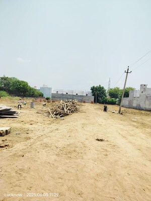  Plot – Exterior View View at Jankipuram Extension - for Sale