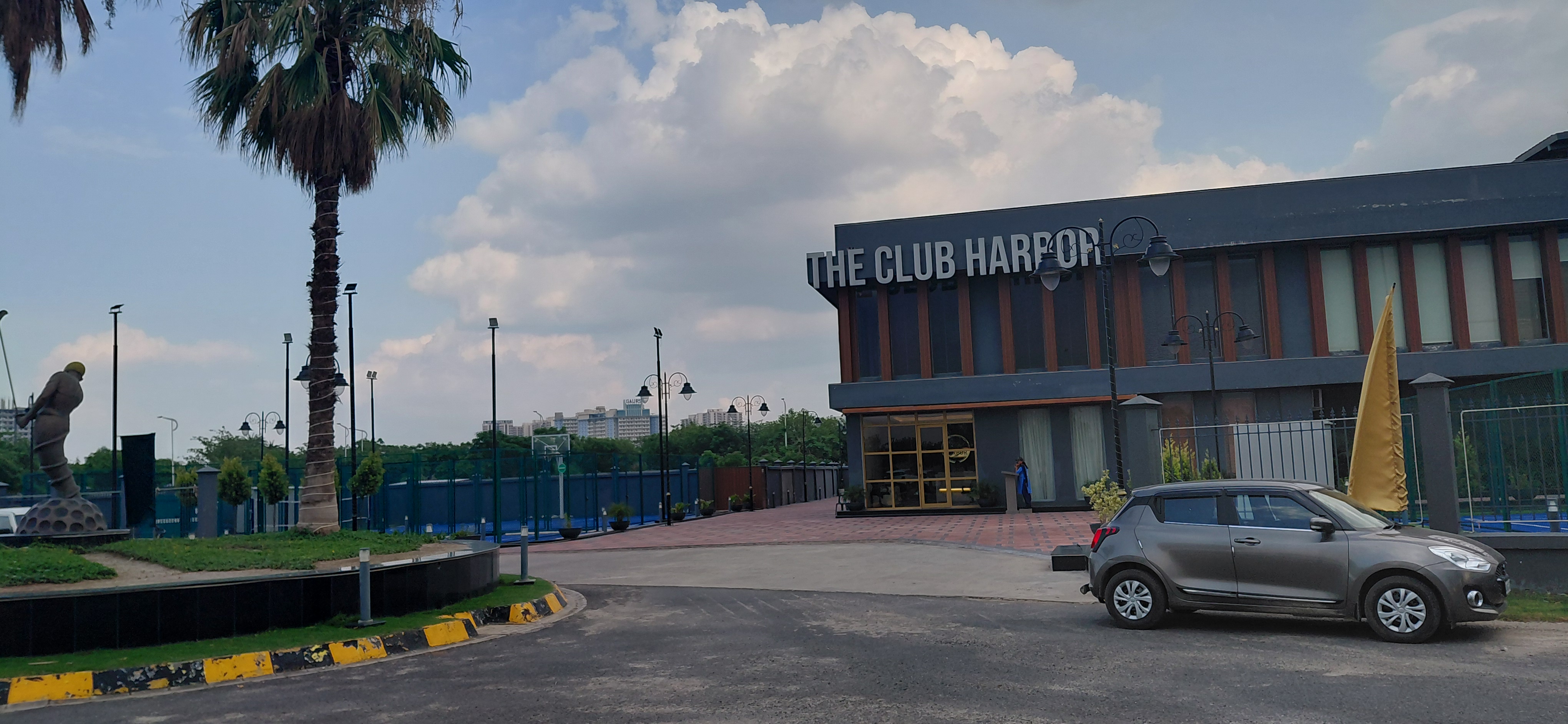 Plot For Sale in Orris Golf Homes Green Bay