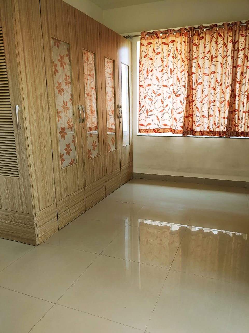 2 BHK + Servant Room Apartment For Rent in Shree Balaji Orchard Park