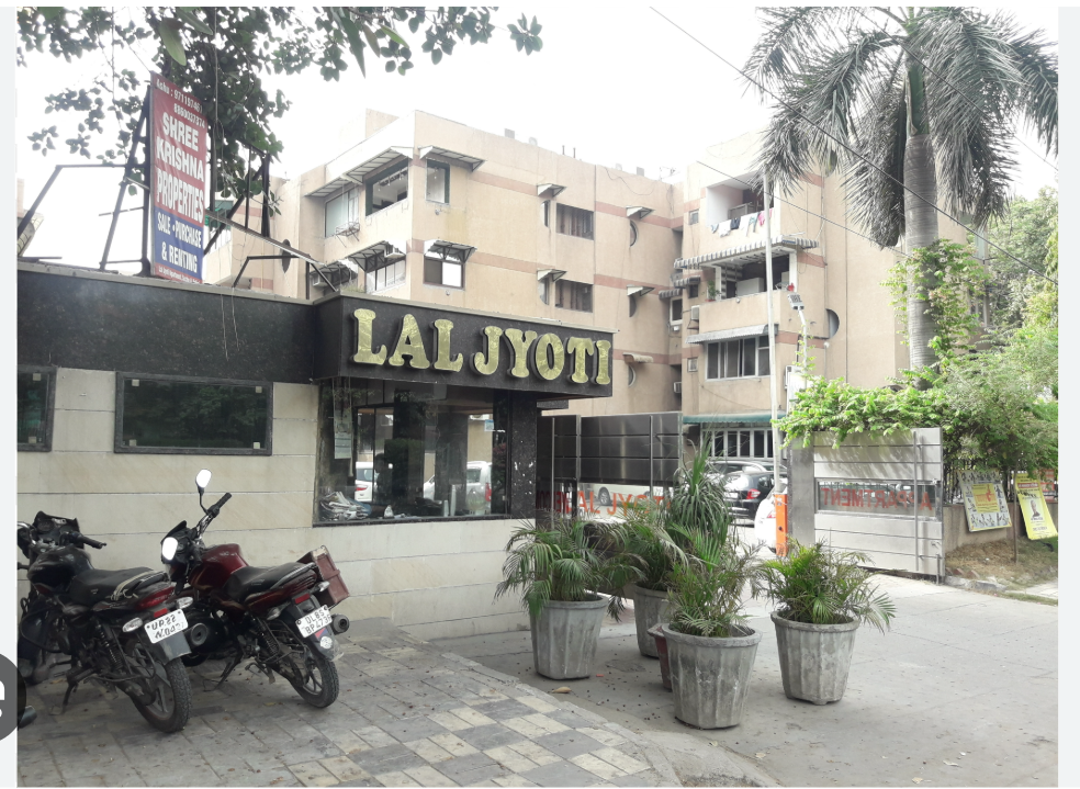 3 BHK + Extra Room Apartment For Sale in Lal Jyoti Apartment