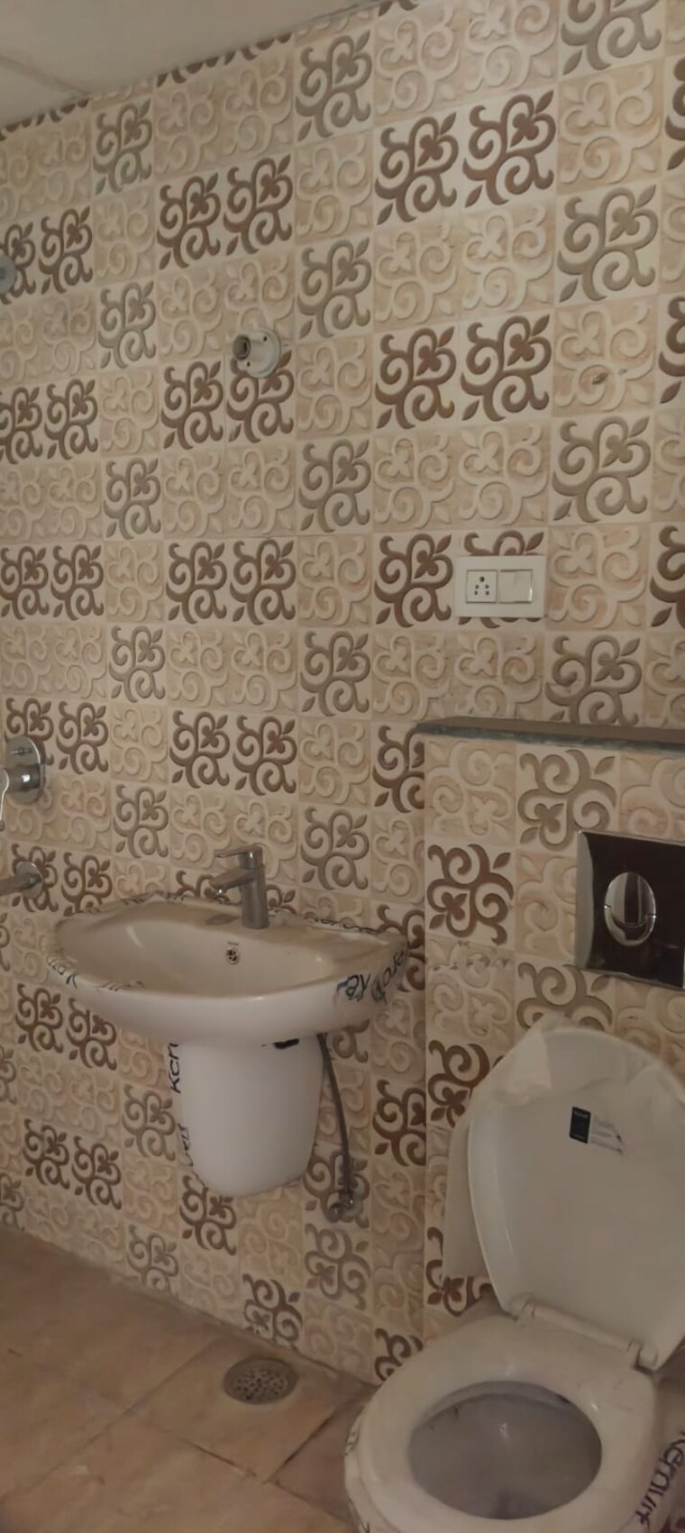 Bathroom, rcb-shiva-palace 3 Bedroom 1485 Sq.Ft. Apartment In Indira Nagar Lucknow 8848722