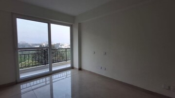 Room in 2 BHK Apartment at Maya Green Lotus Saksham, International Airport Road – for Rent