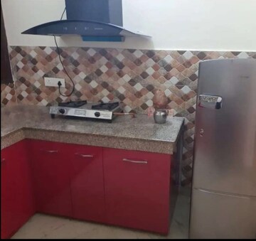 Kitchen in 2 BHK Builder Floor at Sector 18 – for Rent