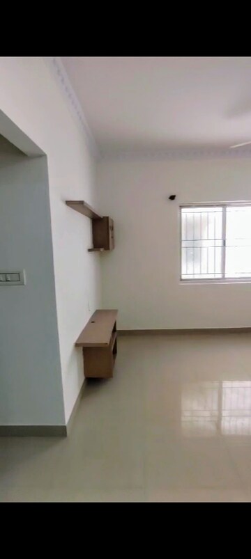 Room in 2 BHK Builder Floor at Hsr Layout – for Rent