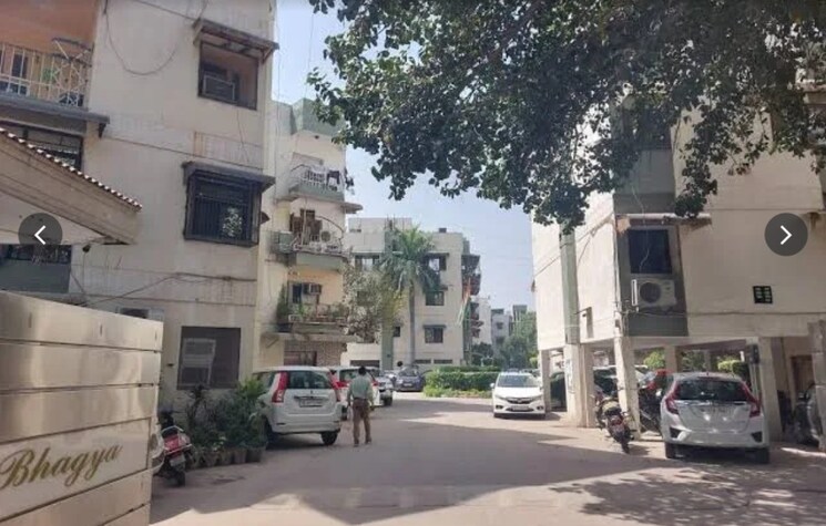 Exterior View, bhagya-laxmi-apartment 3 Bedroom 1000 Sq.Ft. Apartment In Rohini Sector 9 Delhi 8848743