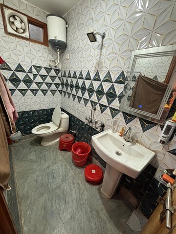 Bathroom in 2 BHK Builder Floor at Dwarka Mor – for Rent