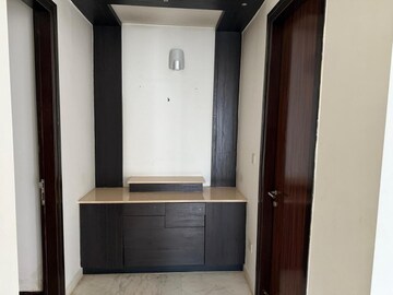 Furnished Amenities in 3 BHK Apartment at Tata Nagar – for Rent