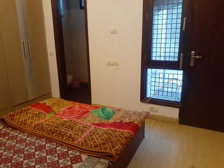 Bedroom, jungpura extension 3 Bedroom 1800 Sq.Ft. Builder Floor In Jungpura Extension Delhi 8848788