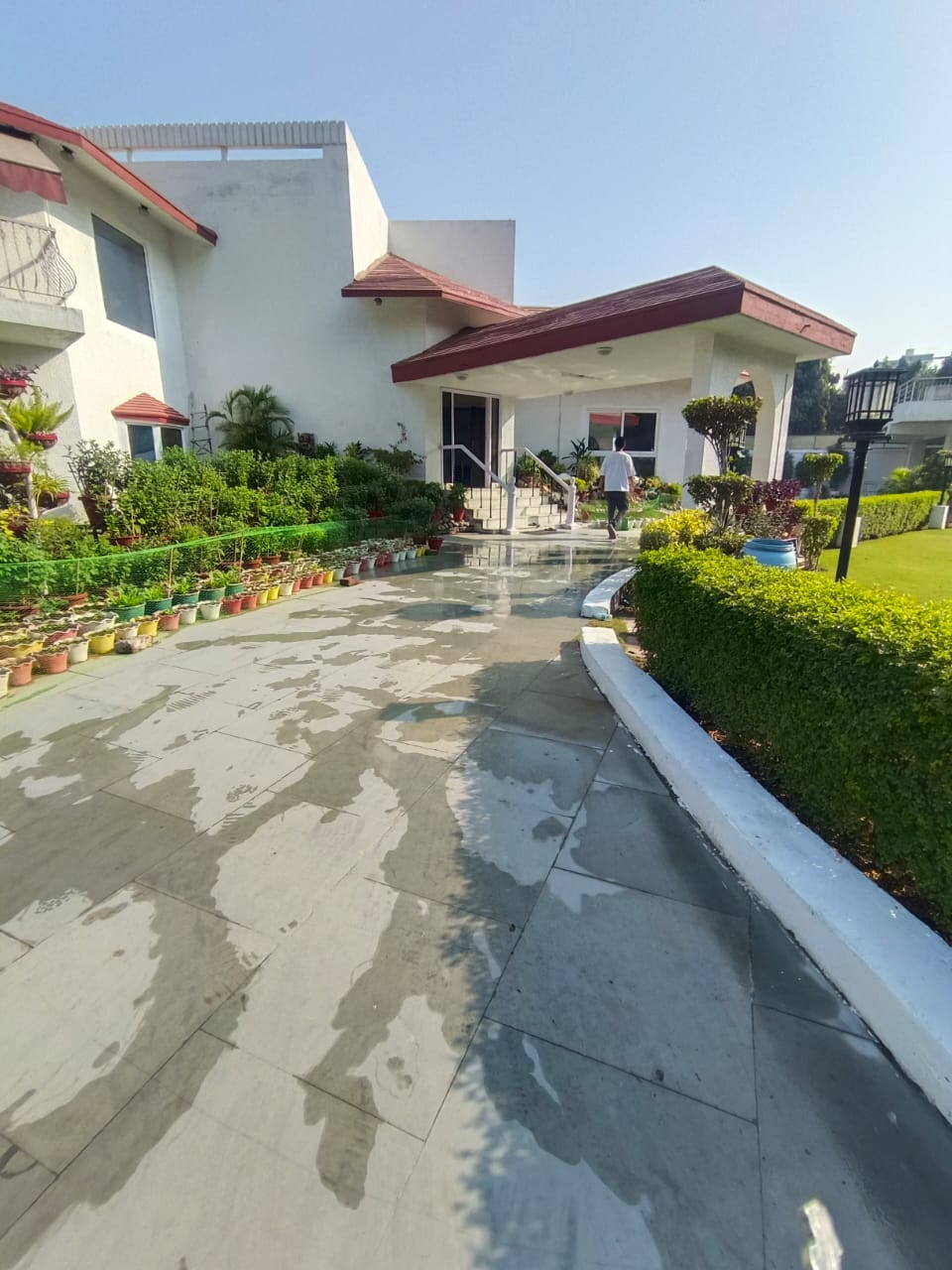 5 BHK + Extra Room Villa For Rent in Saket 