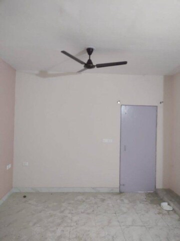 Room in 2 BHK Apartment at UP Basera 1 Awadh Vihar Yojna, Vrindavan Yojna – for Sale