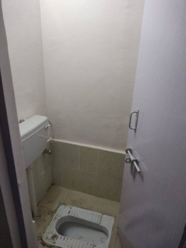 Bathroom, up-basera-1-awadh-vihar-yojna 2 Bedroom 843 Sq.Ft. Apartment In Vrindavan Yojna Lucknow 8848803