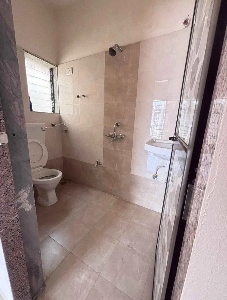 Bathroom, paradise-sai-suncity 2 Bedroom 1125 Sq.Ft. Apartment In Ghot Navi Mumbai 8848847