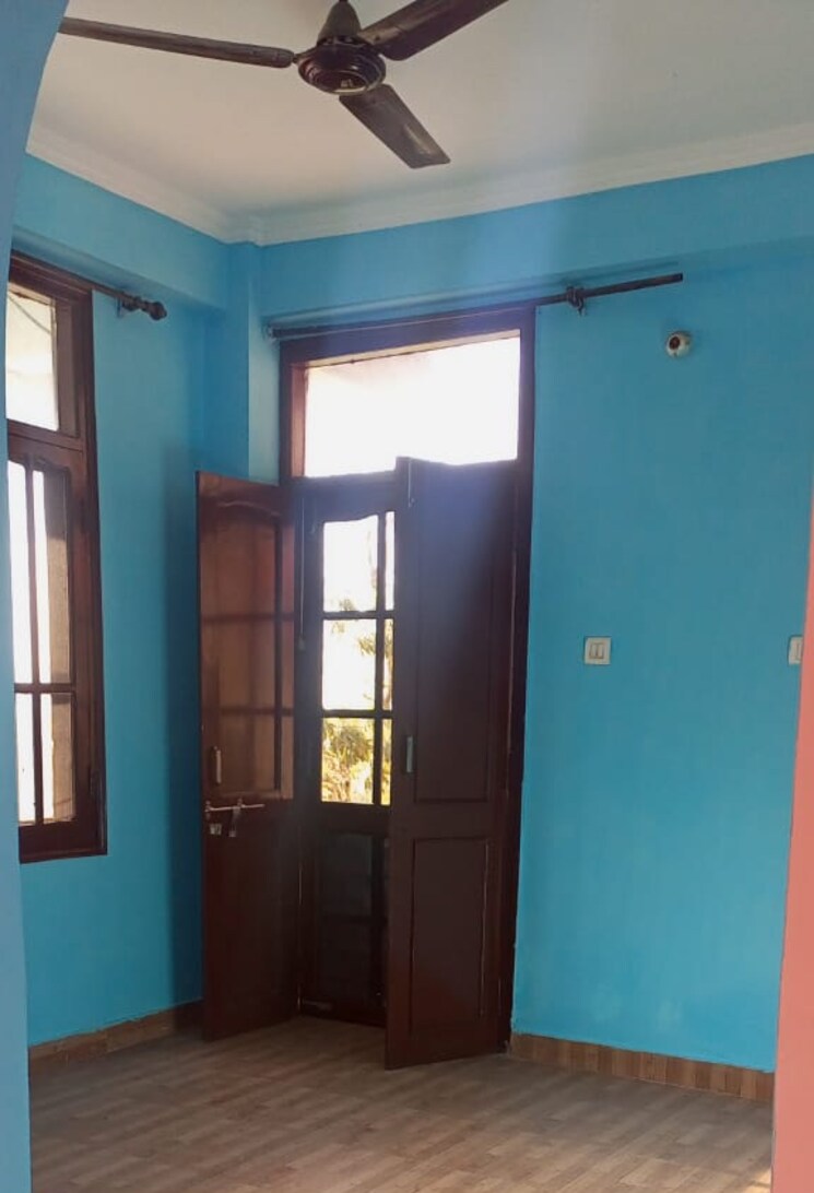 Room, kotla nala 2 Bedroom 350 Sq.Ft. Apartment In Kotla Nala Solan 8848999