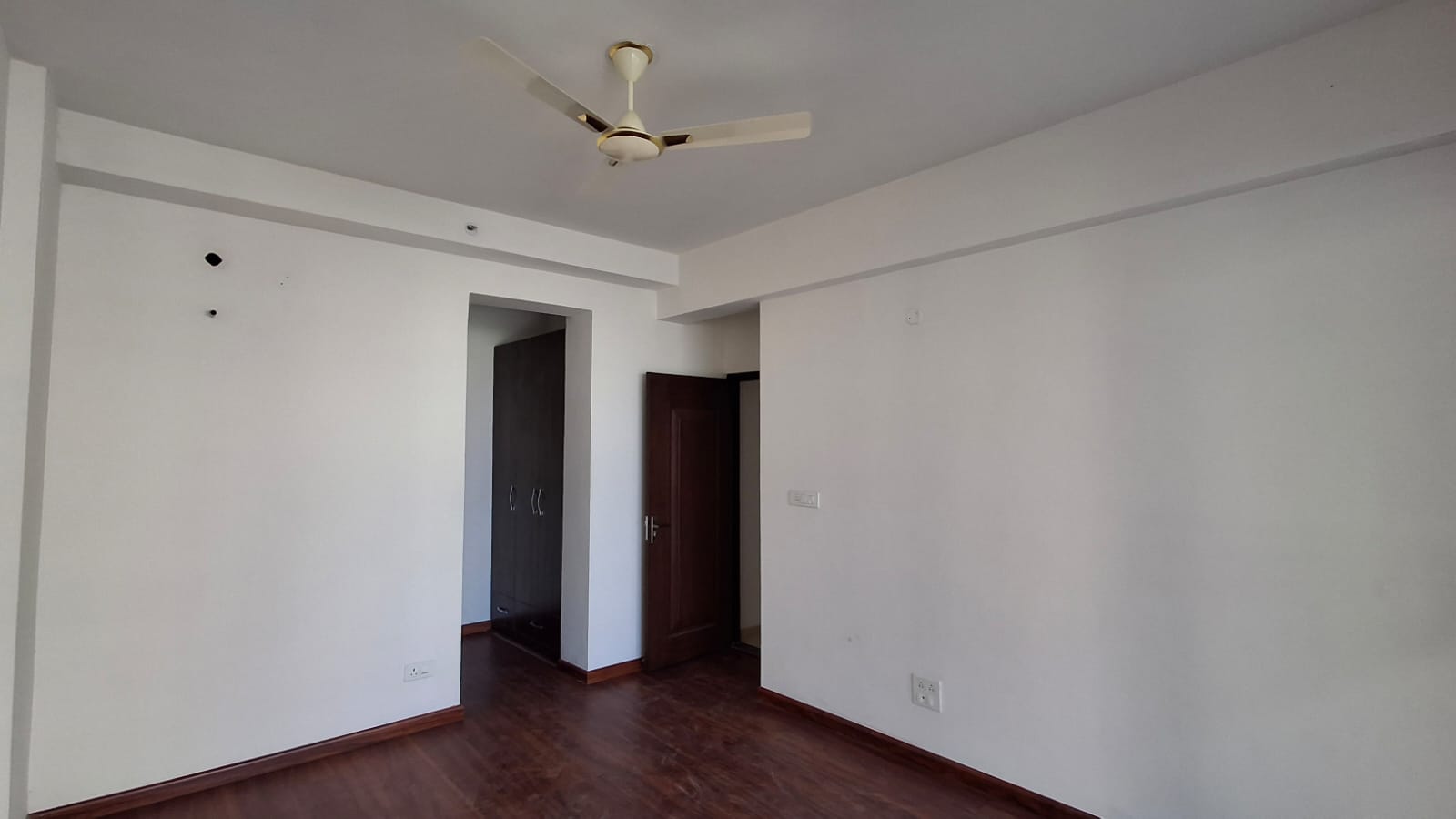 3 BHK + Pooja Room,Extra Room Apartment For Rent in Sushma Grande Nxt