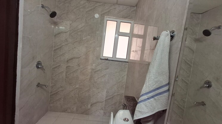 Bathroom, sushma-grande-nxt 3 Bedroom 1475 Sq.Ft. Apartment In Lohgarh Zirakpur 8848992