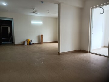 Room in 4 BHK Apartment at Lotus Panache, Sector 110 – for Rent