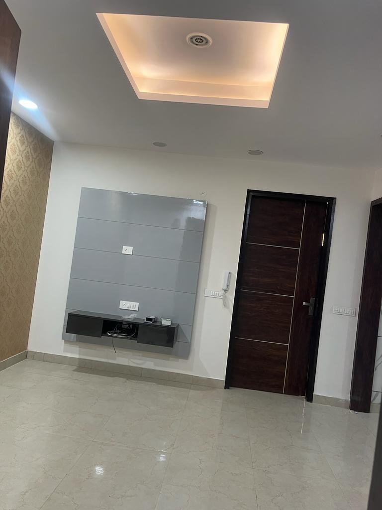 2 BHK + Extra Room Builder Floor For Rent in Labour Chowk 