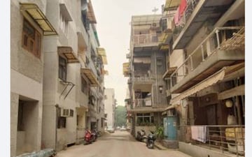 2 BHK Apartment For Sale in Pragatisheel Apartment, Rohini Sector 9