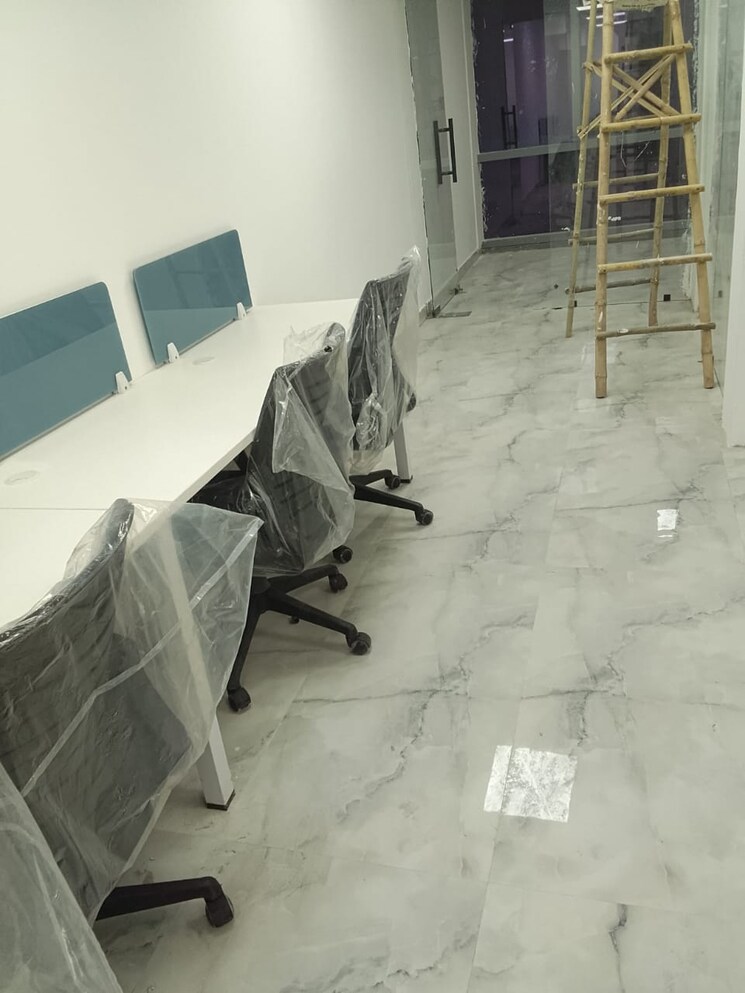  Parking, supertech-supernova-astralis Commercial Office Space 851 Sq.Ft. In Sector 94 Noida 8849048