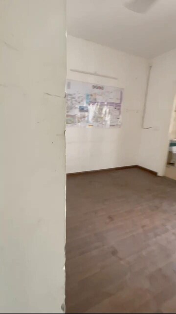 Room in 3.5 BHK Apartment at BPTP Park 81, Sector 81 – for Rent