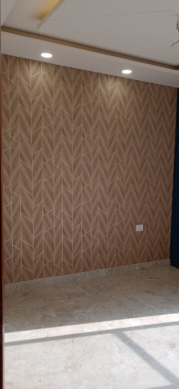 3 BHK Builder Floor For Sale in Sector 84