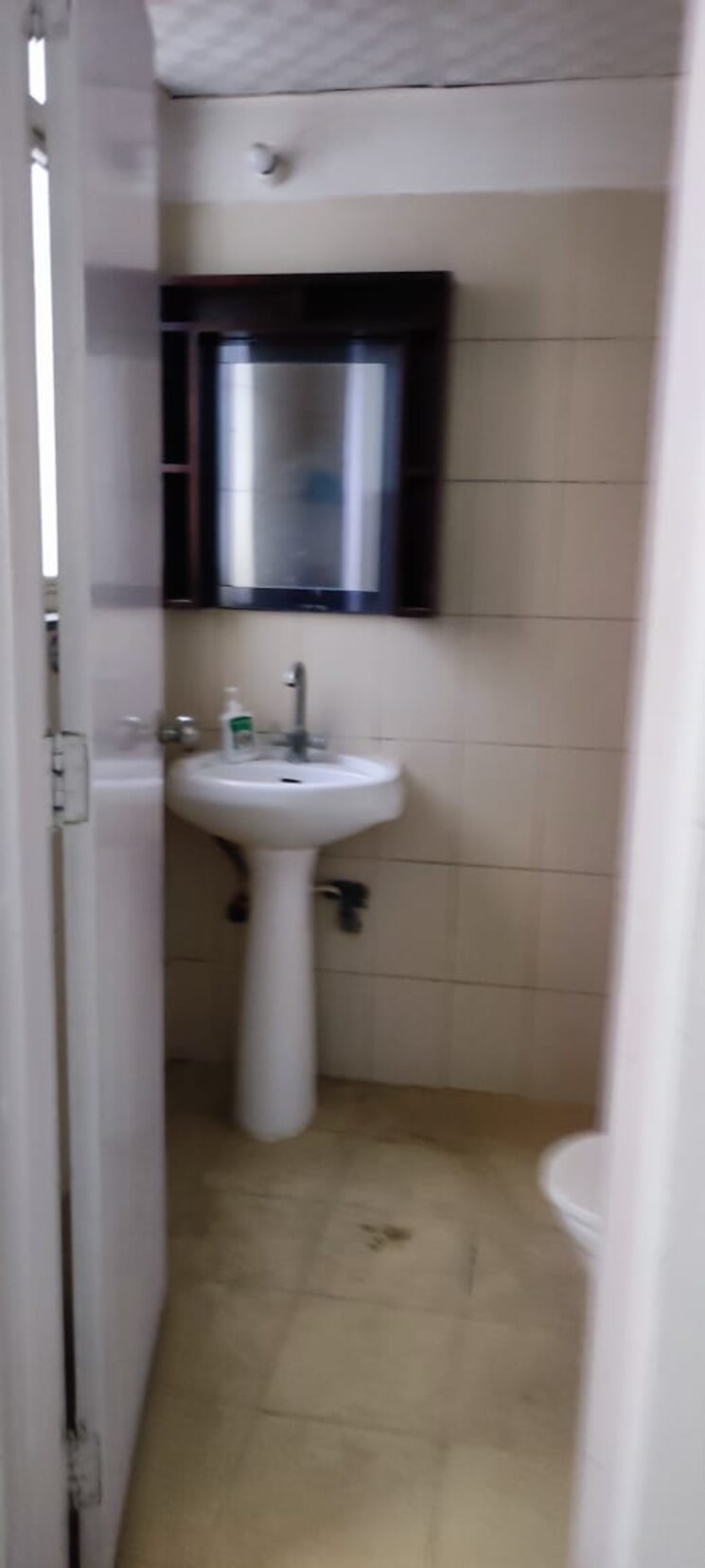 Bathroom, puri-pratham 3 Bedroom 1485 Sq.Ft. Apartment In Sector 84 Faridabad 8849068