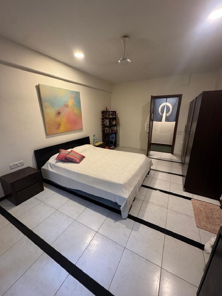 Bedroom, bandra west 3 Bedroom 1200 Sq.Ft. Apartment In Bandra West Mumbai 8849059