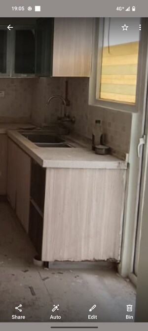 Bathroom in 5 BHK Independent House at RWA Apartments Sector 47, Sector 47 – for Sale