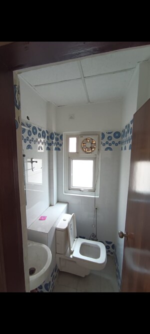 Bathroom in 5 BHK Independent House at RWA Apartments Sector 47, Sector 47 – for Sale