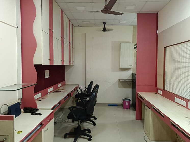 Team Area, neo-corporate-plaza Commercial Office Space 588 Sq.Ft. In Malad West Mumbai 8849091