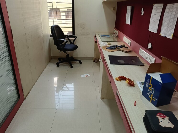 Team Area, neo-corporate-plaza Commercial Office Space 588 Sq.Ft. In Malad West Mumbai 8849091