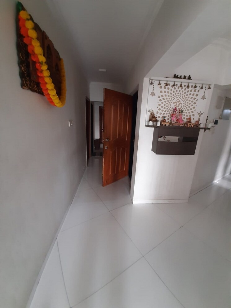 undefined, khar west 3 Bedroom 1200 Sq.Ft. Apartment In Khar West Mumbai 8849092