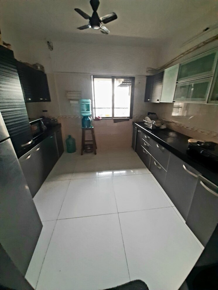 Kitchen, khar west 3 Bedroom 1200 Sq.Ft. Apartment In Khar West Mumbai 8849092
