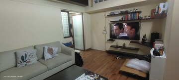 2 BHK Apartment For Rent in Khar West