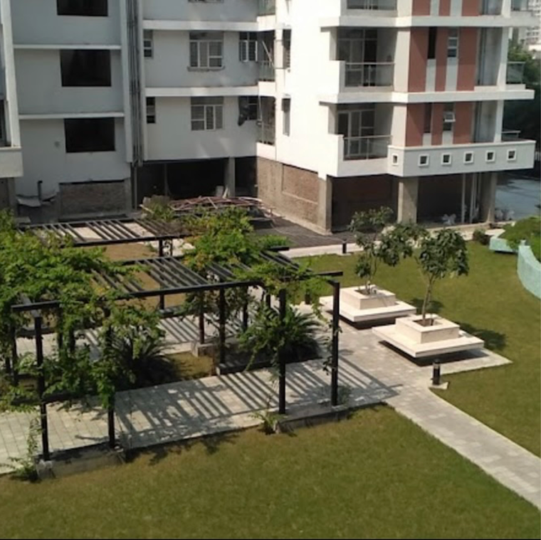Garden, rg-euphoria 3 Bedroom 1550 Sq.Ft. Apartment In Vrindavan Yojna Lucknow 8849135