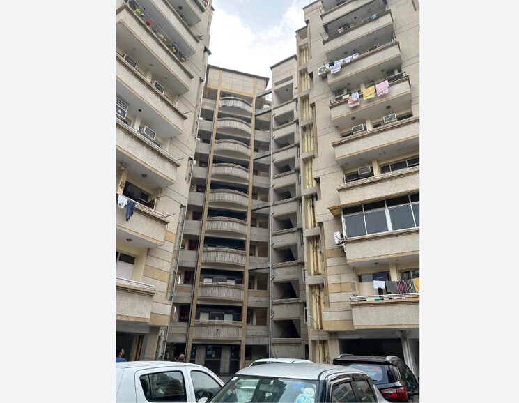 Exterior View, rohini sector 13 3 Bedroom 1200 Sq.Ft. Apartment In Rohini Sector 13 Delhi 8849124