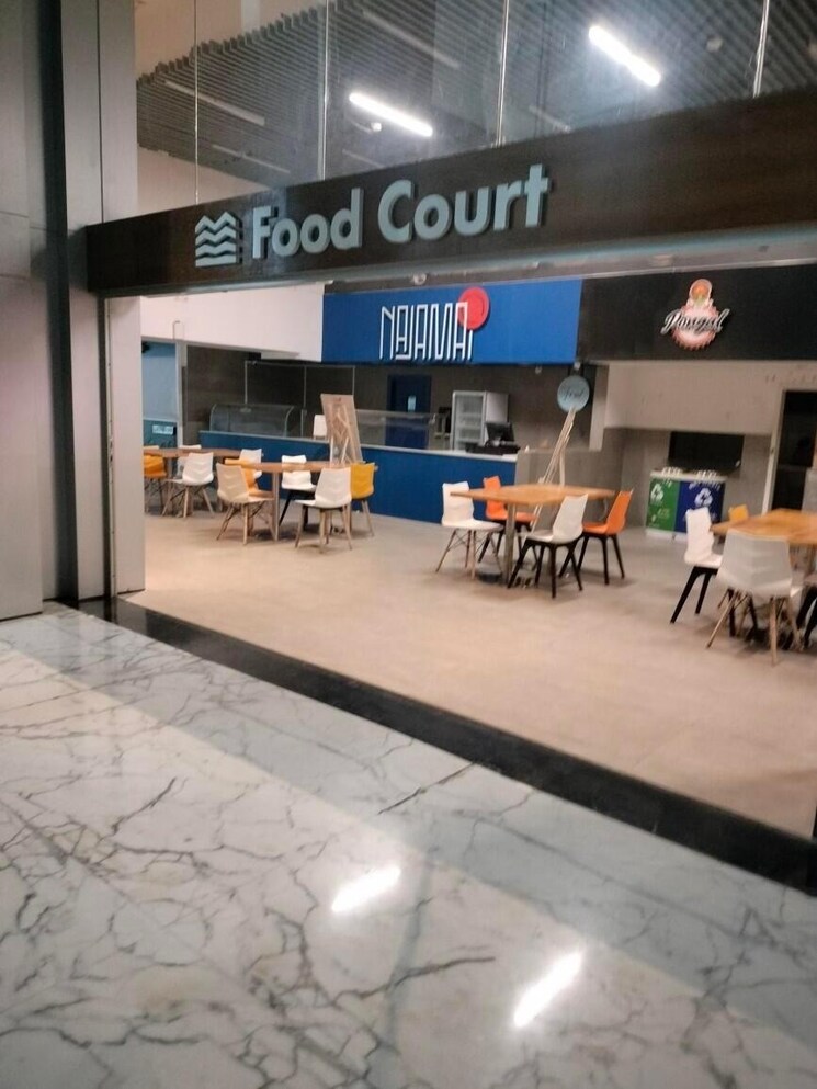  Parking, marathon-futurex Commercial Office Space 5000 Sq.Ft. In Lower Parel Mumbai 8849143