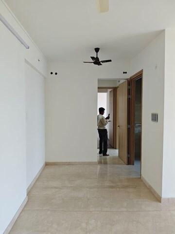 3 BHK Apartment For Rent in Raj Infinia, Malad West