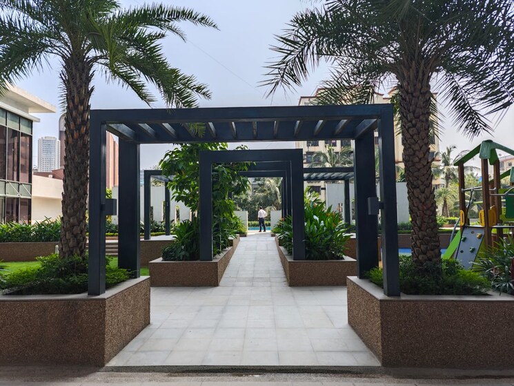  Parking, raj-infinia 3 Bedroom 1096 Sq.Ft. Apartment In Malad West Mumbai 8849146