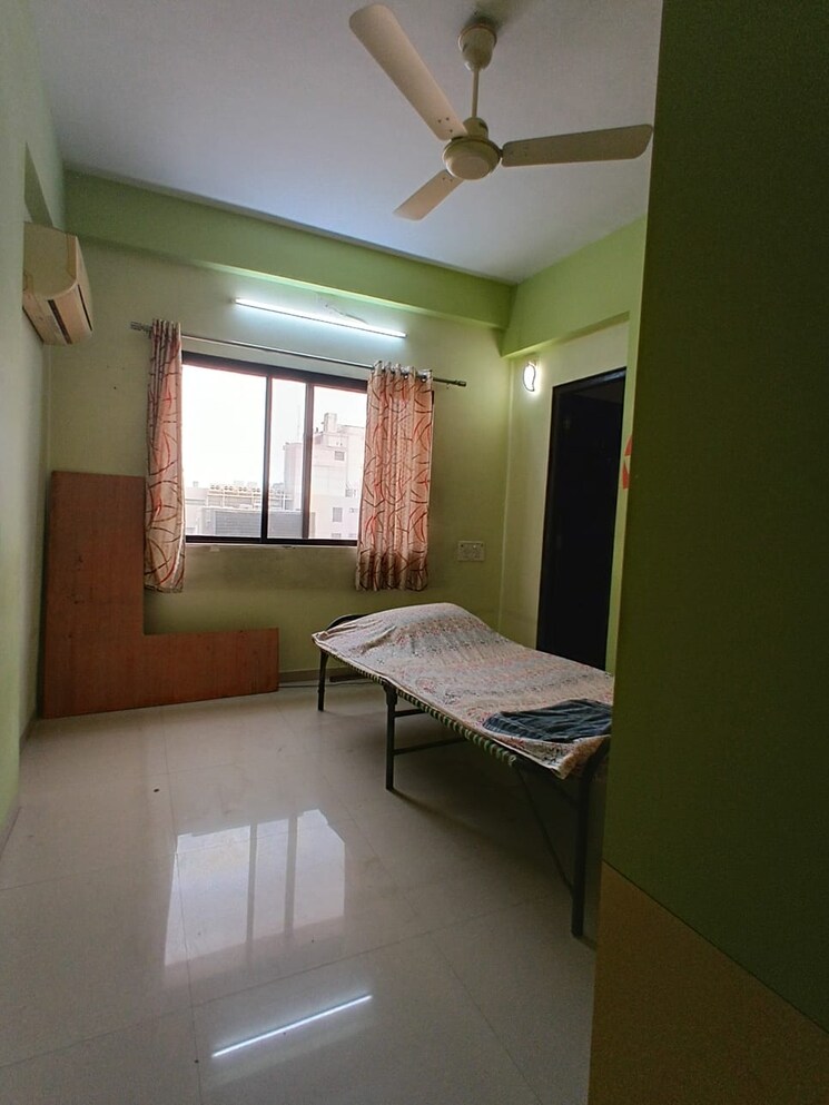 Bedroom, karelibaug 3 Bedroom 1850 Sq.Ft. Apartment In Karelibaug Vadodara 8849187