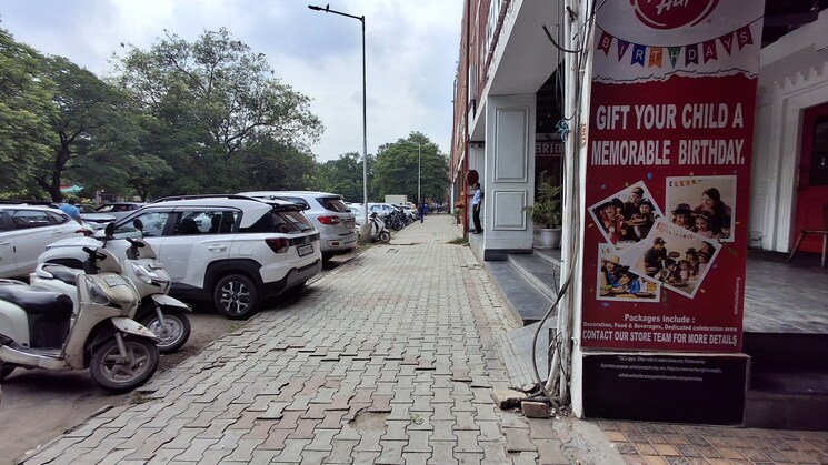 Exterior View, sector 26 Commercial Office Space 2500 Sq.Ft. In Sector 26 Chandigarh 8849212