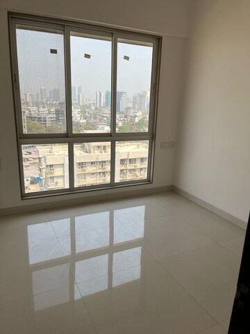 Room in 2 BHK Apartment at Sheth Irene, Malad West – for Rent