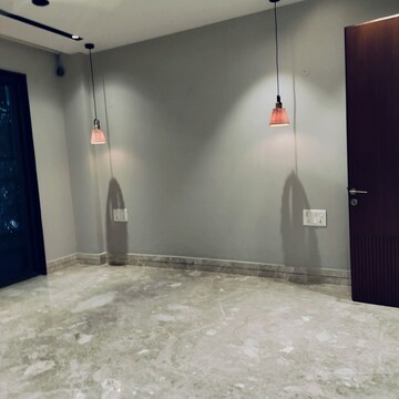 Room in 3 BHK Apartment at Birla Navya, Sector 63a – for Rent