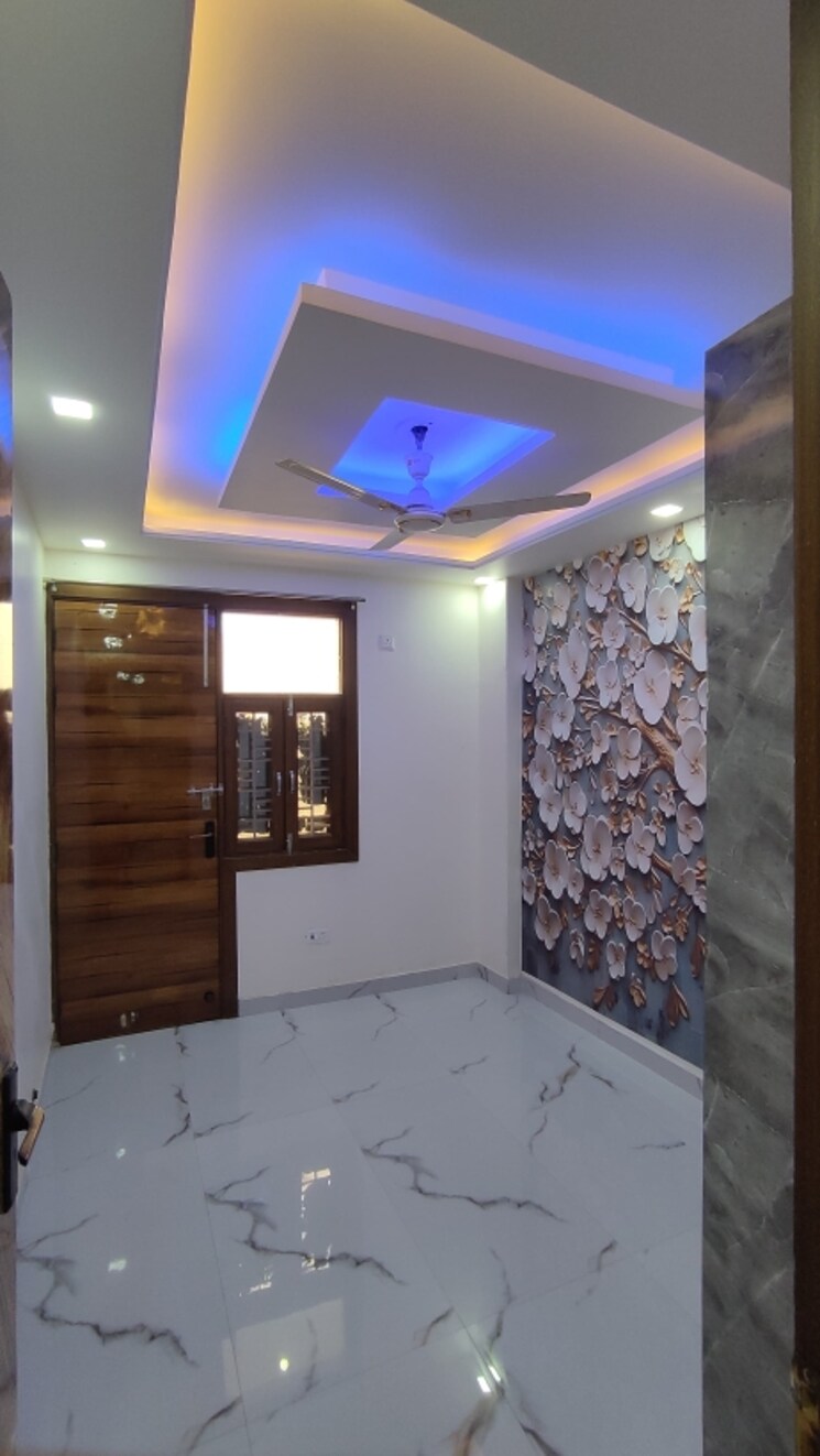 undefined, sector 8 dwarka 2 Bedroom 72 Sq.Yd. Builder Floor In Sector 8 Dwarka Delhi 8849270