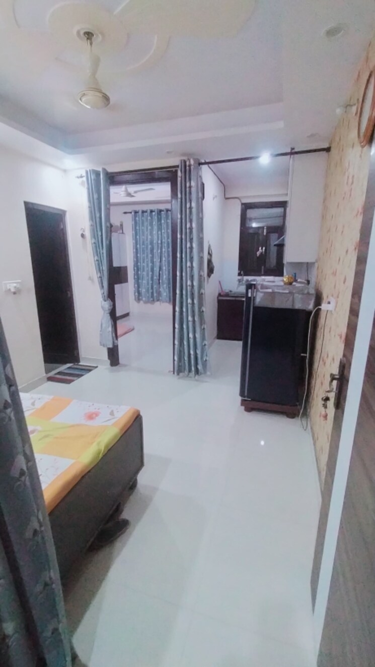 Living Room, sector 8 dwarka 2 Bedroom 72 Sq.Yd. Builder Floor In Sector 8 Dwarka Delhi 8849270