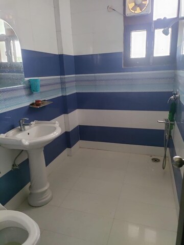 Bathroom in 3 BHK Apartment at Singhpura – for Rent